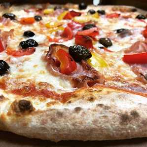 Pizza D'Autore Viale della Repubblica, 28, 31020 San Polo di Piave TV, Italia