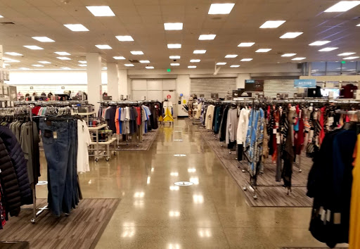 Department Store «Nordstrom Rack East Bay Bridge Shopping Center», reviews and photos, 3839 Emery St, Emeryville, CA 94608, USA