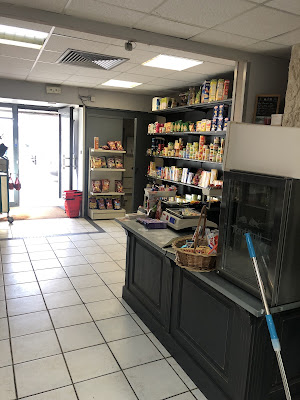 Épicerie L’essentiel shop à Roquevaire
