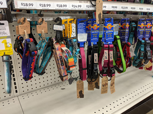 Pet Supply Store «Pet Food Express», reviews and photos, 3910 Middlefield Rd, Palo Alto, CA 94303, USA