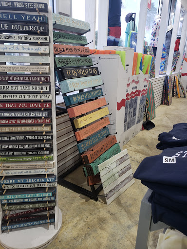 Beach Clothing Store «WINGS Beachwear - St Pete Beach #305», reviews and photos, 6705 Gulf Blvd, St Pete Beach, FL 33706, USA