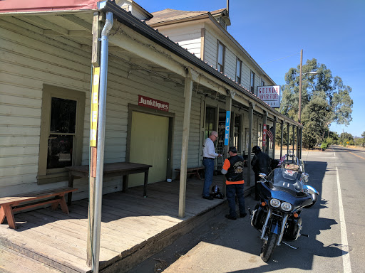 Grocery Store «Guinda Corner Store», reviews and photos, 7530 CA-16, Guinda, CA 95637, USA