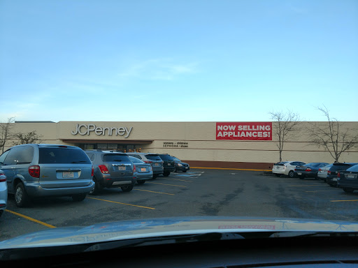 JCPenney, 3700 S Meridian, Puyallup, WA 98373, USA, 