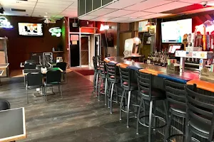 Longshot Restaurant and Lounge image