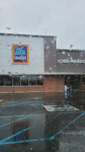 Supermarket «ALDI», reviews and photos, 2735 S Broad St, Trenton, NJ 08610, USA