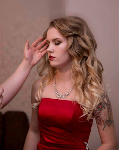 Hair Salon «330 Hair Studio», reviews and photos, 426 Portage Trail, Cuyahoga Falls, OH 44221, USA