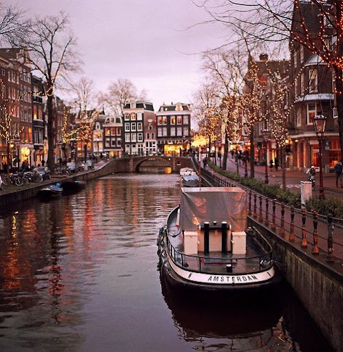 Grachtenfahrt Amsterdam | Boatboys Private Boat Tours & Dinner Cruise | Boat Rental Croisiere