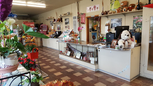 Florist «Kern Park Flower Shoppe», reviews and photos, 6713 SE Holgate Blvd, Portland, OR 97206, USA