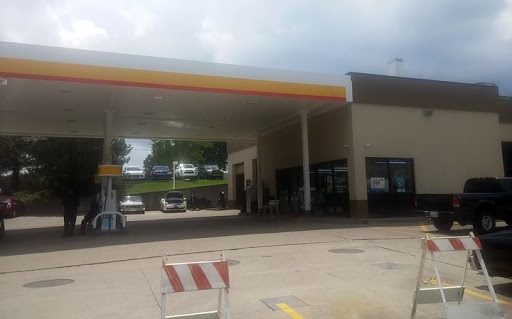 Auto Repair Shop «Little Bros. Shell, Inc.», reviews and photos, 141 Franklin Rd, Brentwood, TN 37027, USA