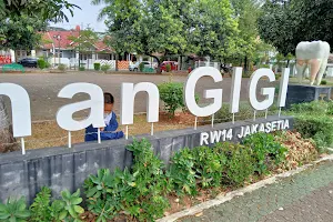 Taman Gigi image