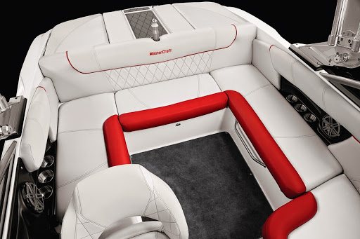 Boat Dealer «Norcal MasterCraft Discovery Bay Mall - Showroom / ProShop», reviews and photos, 1520 Discovery Bay Blvd #200, Discovery Bay, CA 94505, USA