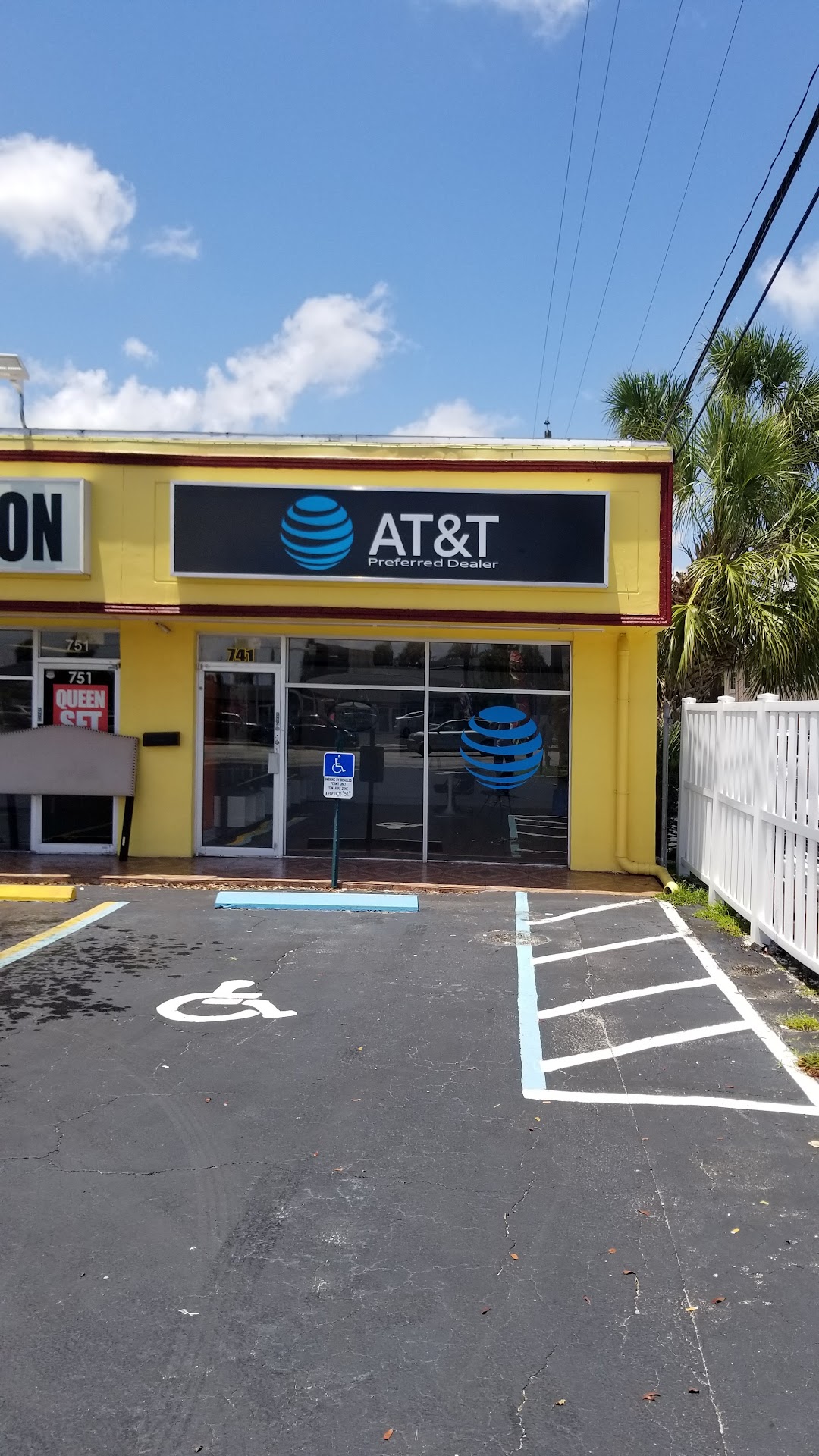 AT&T Preferred Dealer