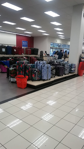 Clothing Store «Burlington Coat Factory», reviews and photos, 1402 SE Everett Mall Way, Everett, WA 98208, USA