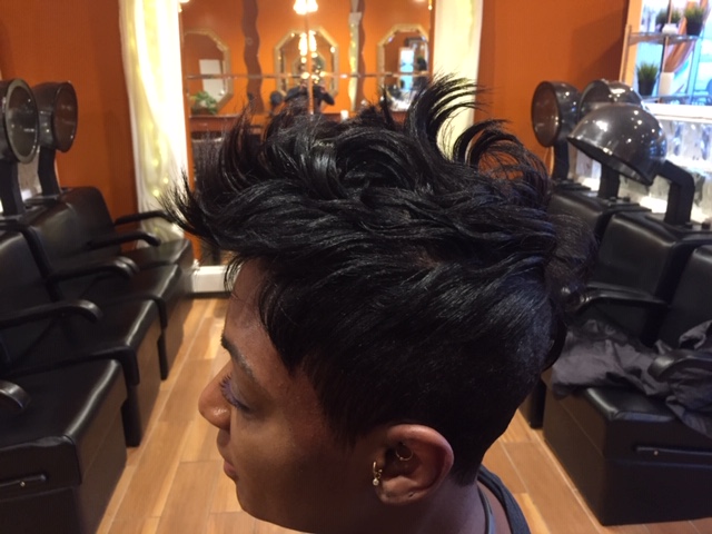 Hair Studio 7 02124