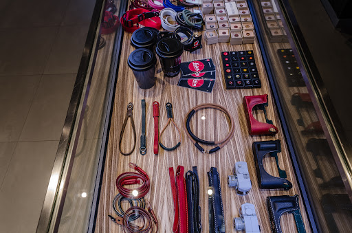 Camera Store «Leica Store Miami», reviews and photos, 372 Miracle Mile, Coral Gables, FL 33134, USA