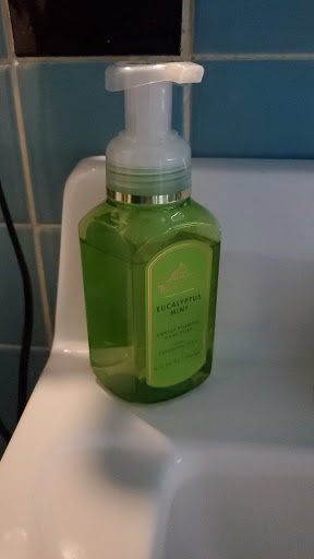 Beauty Supply Store «Bath & Body Works», reviews and photos, 26297 Hoover Rd, Warren, MI 48089, USA