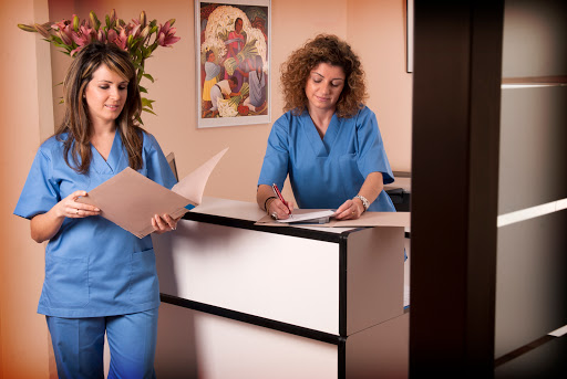 Clínica Dental Ana Vella en Úbeda, Jaén