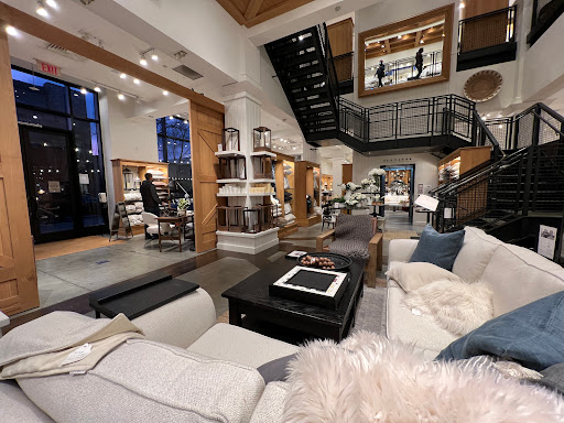 Furniture Store «Pottery Barn», reviews and photos, 1480 Mt Diablo Blvd, Walnut Creek, CA 94596, USA