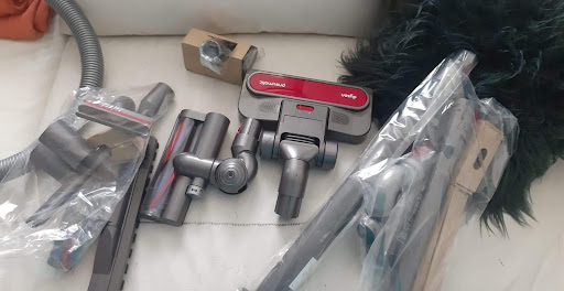 Hotel «Holiday Inn Express Union City», reviews and photos