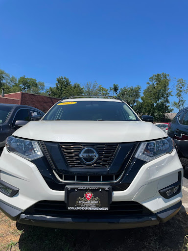 Used Car Dealer «Royal Auto Group Used Cars & Trucks», reviews and photos, 4379 US-130, Burlington, NJ 08016, USA