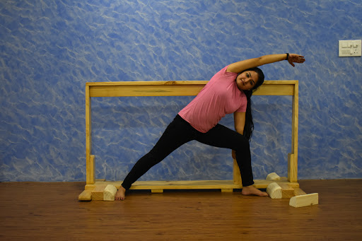 Monark Wellness Centre - Therapeutic Iyengar Yoga Class, Meditation, Aerobics, Zumba, Weight loss and Slimming Center