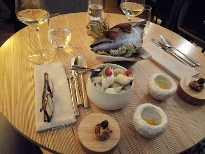 Restaurant NE/SO à Paris