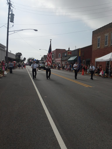 Hardware Store «Whitmore Ace Hardware», reviews and photos, 210 S State St, Manhattan, IL 60442, USA