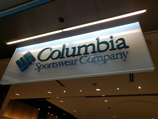Sportswear Store «Columbia Sportswear», reviews and photos, 5 Woodfield Mall, Schaumburg, IL 60173, USA