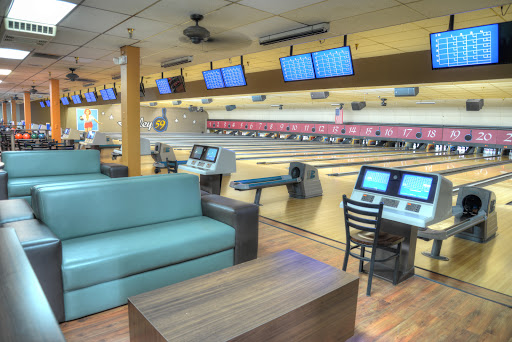 Bowling Alley «Alley 59 Bowling Center», reviews and photos, 44925 N Groesbeck Hwy, Charter Twp of Clinton, MI 48036, USA