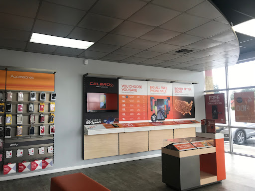 Cell Phone Store «Boost Mobile», reviews and photos, 10427 Pacific Ave S, Tacoma, WA 98444, USA