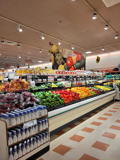 Grocery Store «Market Basket», reviews and photos, 352 W Center St, West Bridgewater, MA 02378, USA