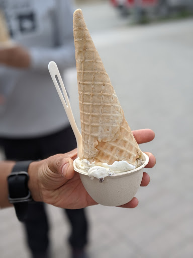 Ice Cream Shop «Living the Dream Ice Cream», reviews and photos, 1 F St, Eureka, CA 95501, USA