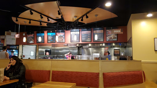 Mexican Restaurant «QDOBA Mexican Eats», reviews and photos, 523 Fellsway, Medford, MA 02155, USA