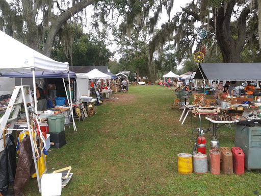 Used Furniture Store «510 Decor, llc», reviews and photos, 16209 Eustis Pl, Umatilla, FL 32784, USA