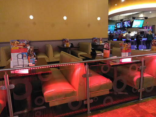 Restaurant «Main Event Entertainment», reviews and photos, 24401 Katy Fwy, Katy, TX 77493, USA