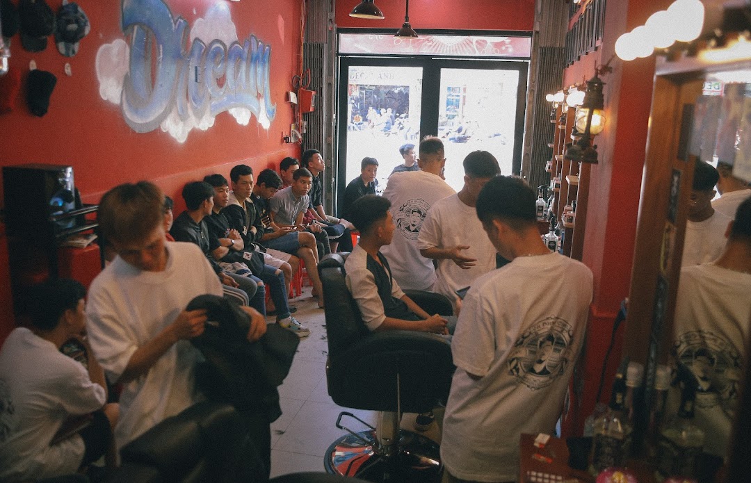 Còi barber shop - 732 Lê Trọng Tấn