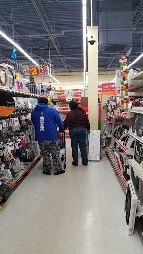 Dollar Store «FAMILY DOLLAR», reviews and photos, 25640 W 8 Mile Rd, Southfield, MI 48033, USA