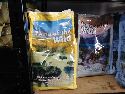 Pet Supply Store «Park Feed Store & Pet Supply», reviews and photos, 5775 Park Blvd N, Pinellas Park, FL 33781, USA