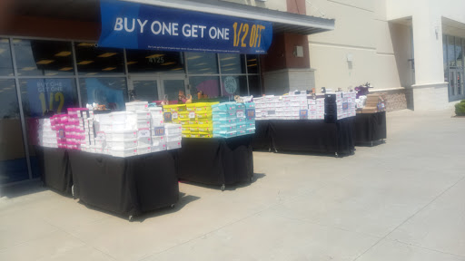 Shoe Store «Shoe Carnival», reviews and photos, 4125 Phoenix Ave, Fort Smith, AR 72903, USA