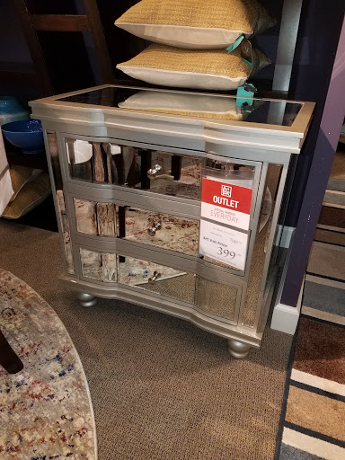 Furniture Store «Art Van Furniture - Auburn Hills», reviews and photos, 4612 Baldwin Rd, Auburn Hills, MI 48326, USA