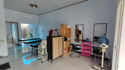 Heny Studio & salon