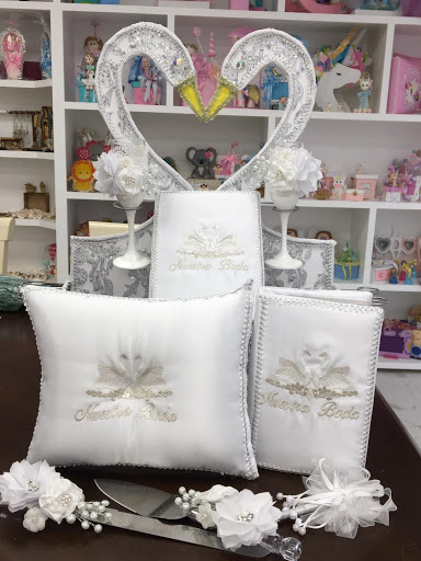 Bridal Shop «Eleganza Bridal», reviews and photos, 1014 E Charleston Blvd #100, Las Vegas, NV 89104, USA