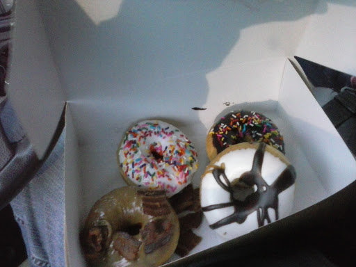 Coffee Shop «Sugar Shack Donuts & Coffee», reviews and photos, 428 Garrisonville Rd, Stafford, VA 22554, USA