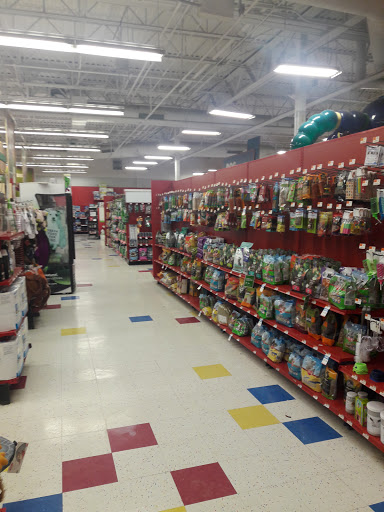 Pet Supply Store «Petco Animal Supplies», reviews and photos, 48 Watertower Plaza, Leominster, MA 01453, USA