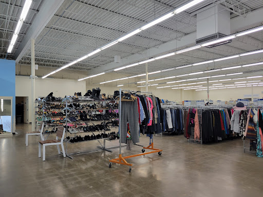 Thrift Store «St. Vincent de Paul Thrift Store», reviews and photos, 28720 Stephenson Hwy, Madison Heights, MI 48071, USA