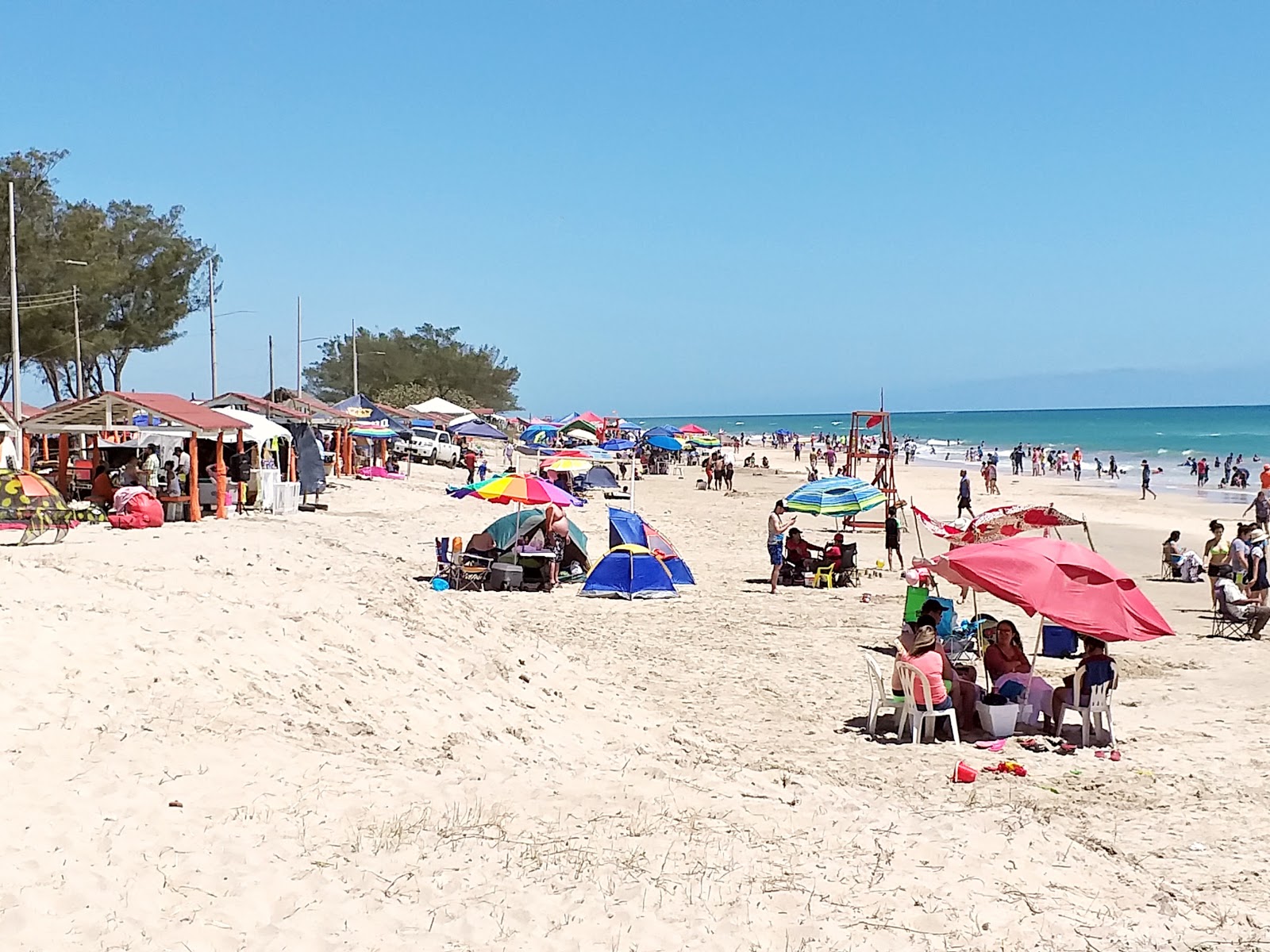 Foto van Playa del Sol met helder zand oppervlakte