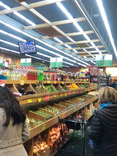 Indian Grocery Store «Apna Bazar», reviews and photos, 989 Boston Providence Hwy, Norwood, MA 02062, USA