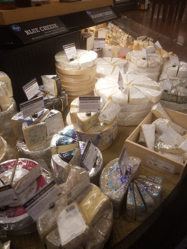 Grocery Store «Kroger», reviews and photos, 305 E Lewis and Clark Pkwy, Clarksville, IN 47129, USA