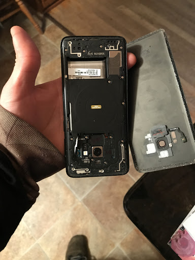 Cell Phone Store «Cellular Repair Center Inc, IPHONE & ANDROID REPAIRS», reviews and photos, 15080 Middlebelt Rd, Livonia, MI 48154, USA