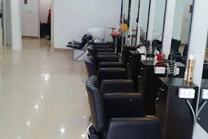 Dignity Unisex Salon image